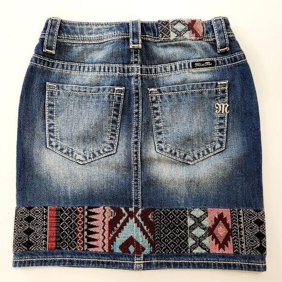 Miss Me Denim Skirt Colorful Embroidered Hem Women's Size 25 Bohemian - Picture 4 of 12